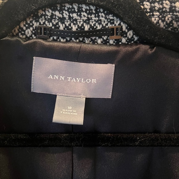 Ann Taylor Houndstooth Wool Blend Pea Coat Size 10 - Picture 7 of 9